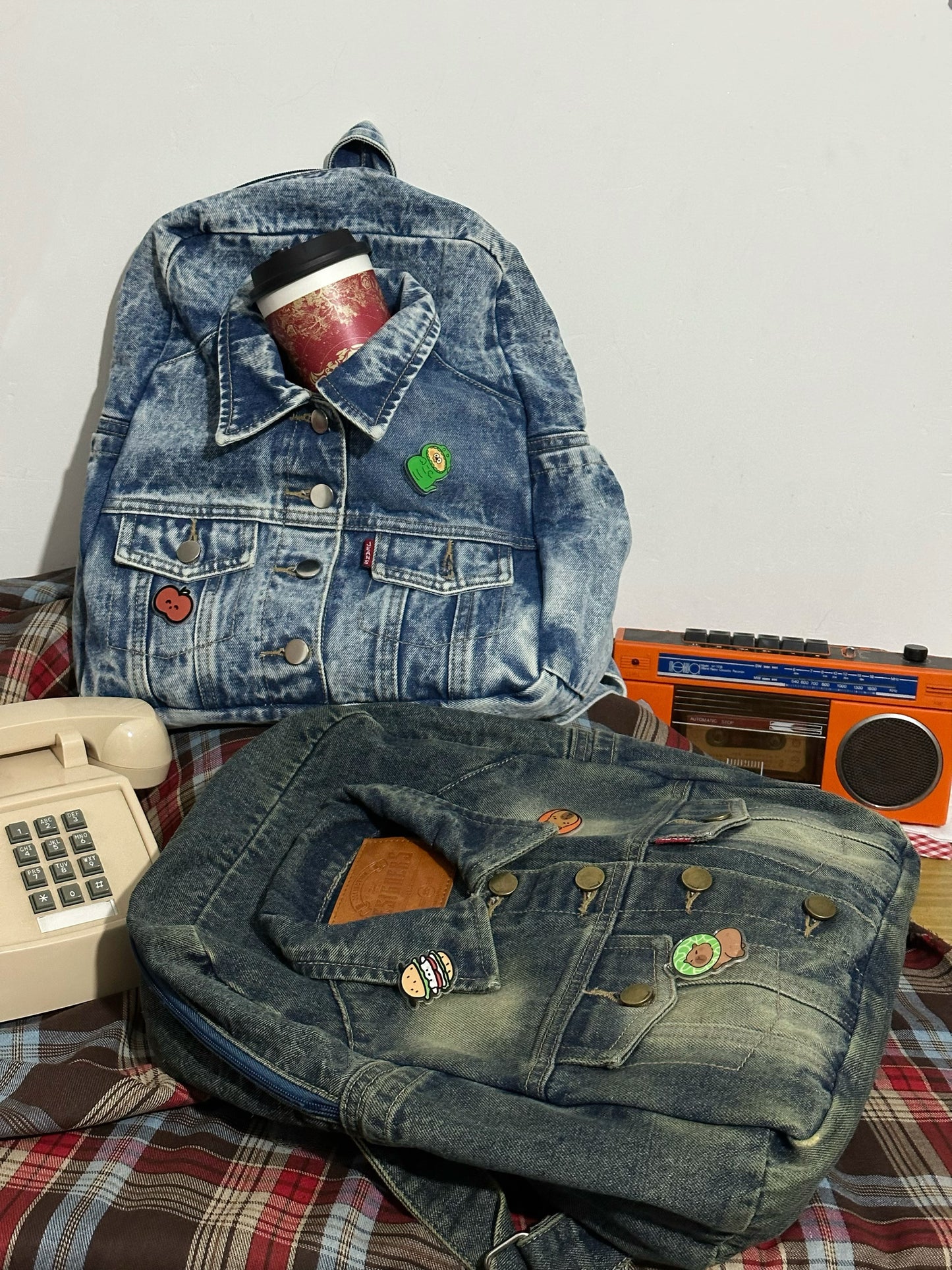 Original Denim Jacket-Style Backpack with Vintage Wash and Decorative Pins - Retro Casual Design for Daily Use, School, and Travel for Unisex