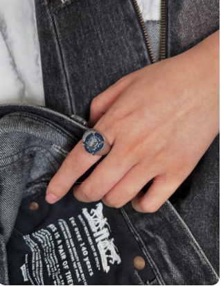 Original Denim Crystal Ring with Sparkling Blue Centerpiece - Elegant, Adjustable Design for Evening Wear and Special Occasions for Women