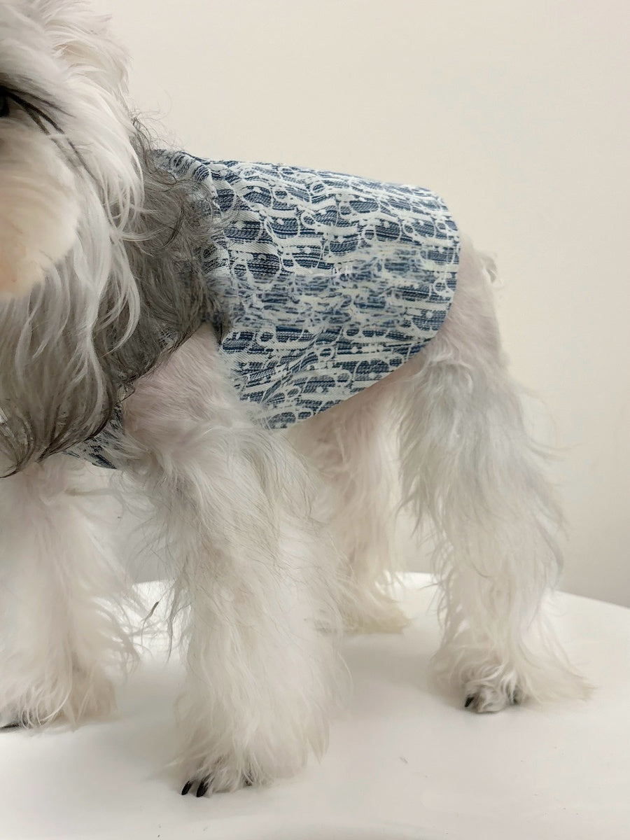 Original Denim Pet Vest Style with Stylish Pattern Print - Trendy, Comfortable for Everyday Wear, Walks, Photoshoots, Ideal for Keeping Pets Comfortable While Adding a Fashionable Touch for Pets