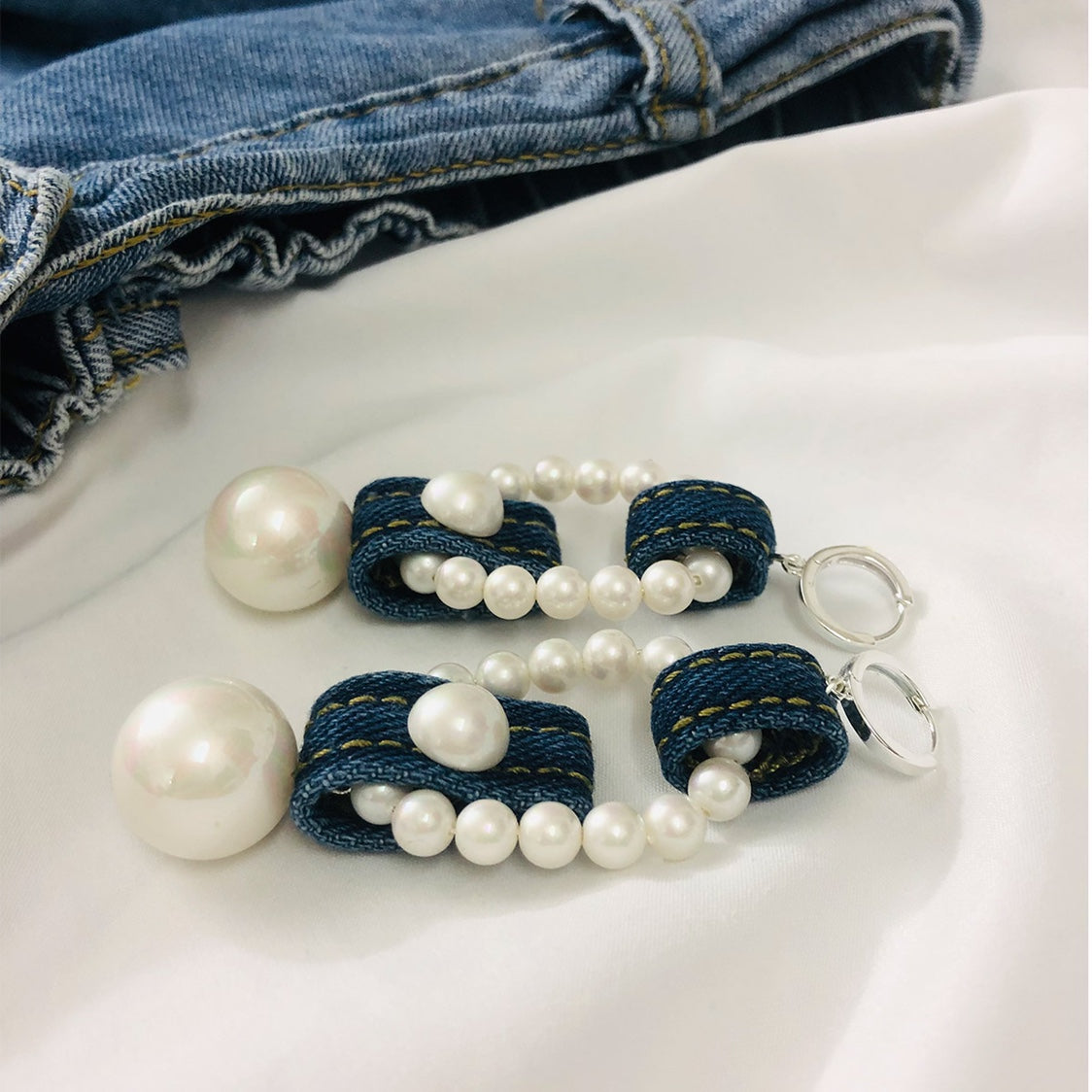Original Denim Pearl Earrings Design with Blue Denim and Large Pearl Embellishments - Elegant, Stylish for Casual Outings, Special Occasions, Daily Wear, Ideal for Adding a Chic and Versatile Touch to Your Look for Women