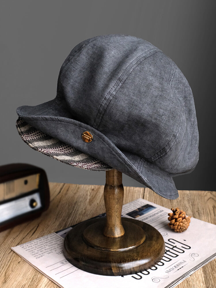 Original Gray Beret Cap with Plaid Lining and Vintage Button Design - Retro Style and Comfort for Casual Outings and Outdoor Activities for Women
