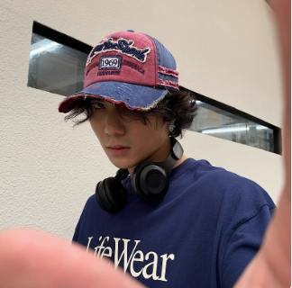 Original Denim Baseball Cap Design with Pink Distressed Denim and Embroidered Patch Details - Casual, Vintage for Streetwear, Outdoor Activities, Daily Wear, Ideal for Adding a Bold and Trendy Touch to Any Outfit for Unisex