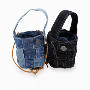 Original Denim Mini crossbody bag Design with Blue Denim and Leather Handles - Stylish, Casual for Daily Outings, Shopping, Casual Activities, Ideal for Adding a Unique Charm to Any Casual Outfit for Women