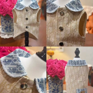 Original Denim Pet Vest Style with Stylish Pattern Print - Trendy, Comfortable for Everyday Wear, Walks, Photoshoots, Ideal for Keeping Pets Comfortable While Adding a Fashionable Touch for Pets