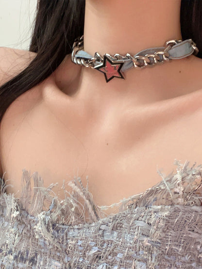 Original Denim Star Necklace and Bracelet Set Design with Silver Chain and Pink Star Charms - Trendy, Edgy for Casual Wear, Street Style, Fashion Accessories, Ideal for Adding a Bold and Stylish Touch to Your Outfit for Women