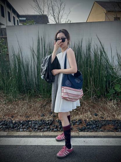 Original Denim Shoulder Bag with Blue Denim, Frayed Floral Denim Patches, and Colorful Woven Base - Bohemian, Chic, Stylish Style ,Ideal for Casual Outings, Shopping, and Weekend Trips for Women