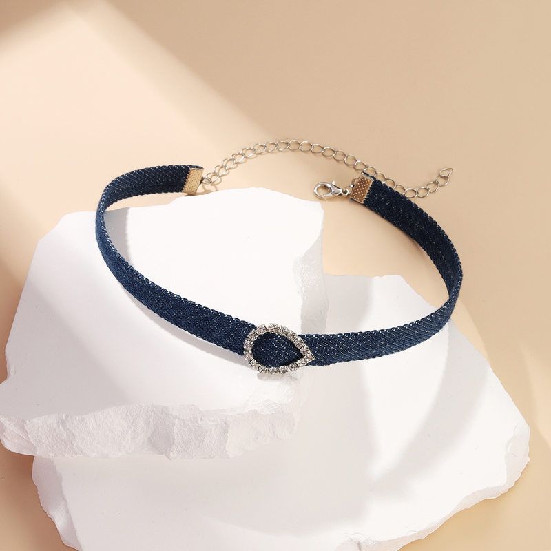 Original Denim Choker Necklace Design with Heart-Shaped Pendant and Pearl Drop Detail - Elegant, Trendy for Casual Wear, Date Night, Parties, Ideal for Adding a Versatile and Stylish Touch to Your Outfit for Women