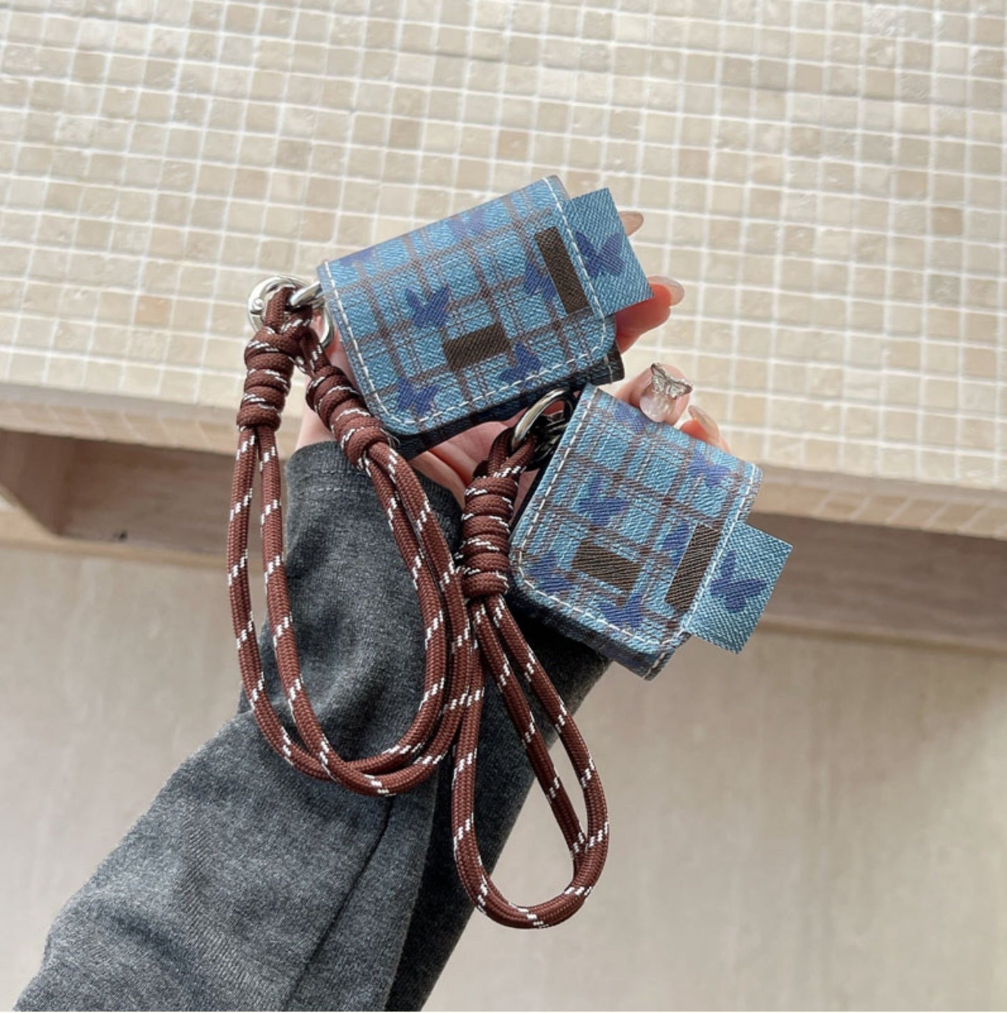 Original Denim Earphone Case with Blue Plaid Denim and Brown Rope Strap - Trendy, Protective, Functional Design for Everyday Use, Organizing, Key Storage, Ideal for Carrying Your Earphones in a Convenient and Stylish Way for Unisex