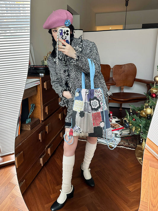 Original Patchwork Denim Shoulder Bag Design with Multicolored Denim and Lace and Fabric Accents - Bohemian, Creative for Casual Outings, Shopping, Weekend Getaways, Ideal for Carrying Your Essentials in Style and Function for Women